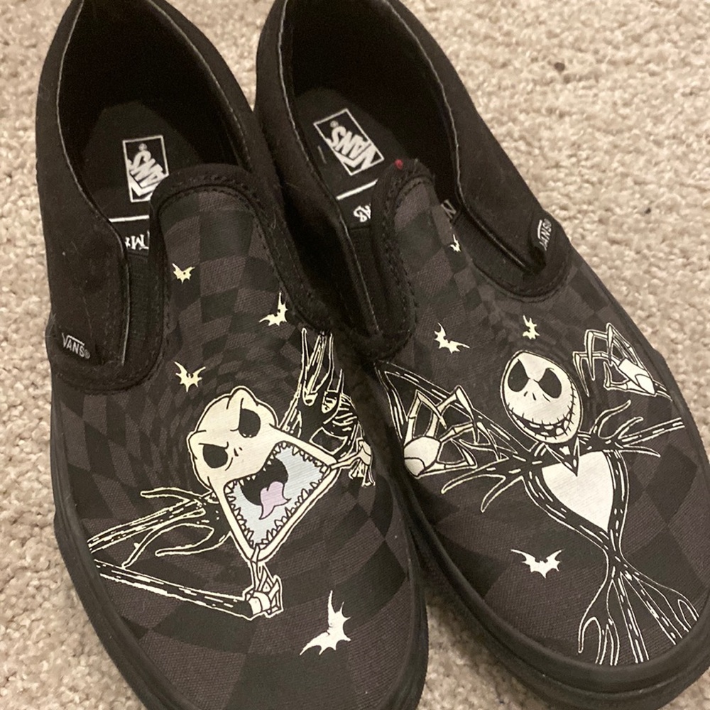 New never worn HTF Nightmare before Christmas Vans featuring Jack Skellington.